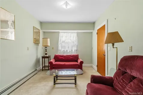 11 Dixon Street Tarrytown NY 10591