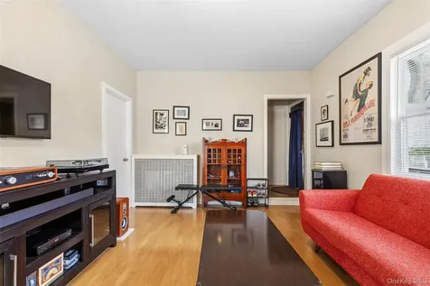 11 Dixon Street Tarrytown NY 10591