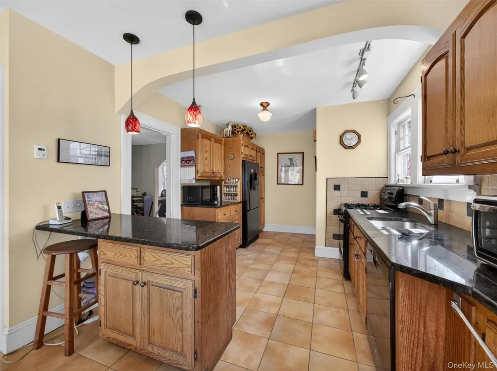 108 Summit Avenue Tappan NY 10983