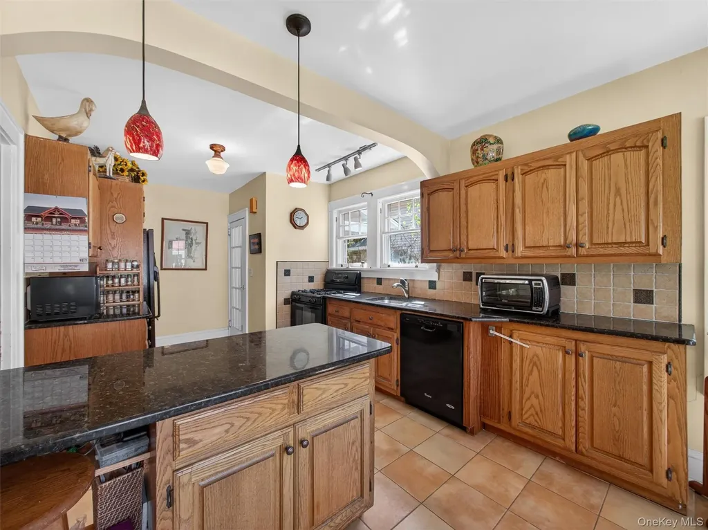 108 Summit Avenue Tappan NY 10983
