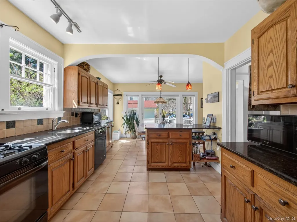 108 Summit Avenue Tappan NY 10983