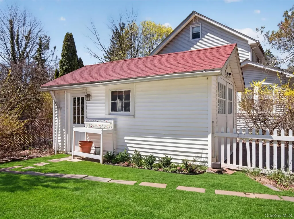 108 Summit Avenue Tappan NY 10983