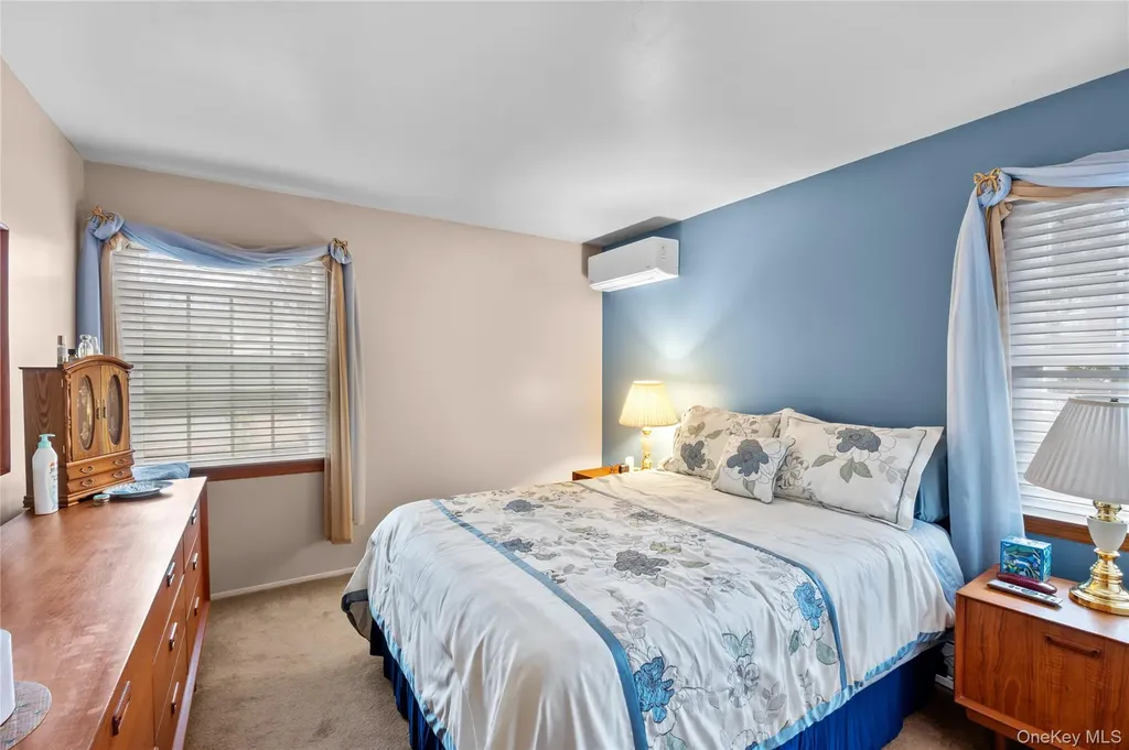 12 Westmoylan Lane Coram NY 11727