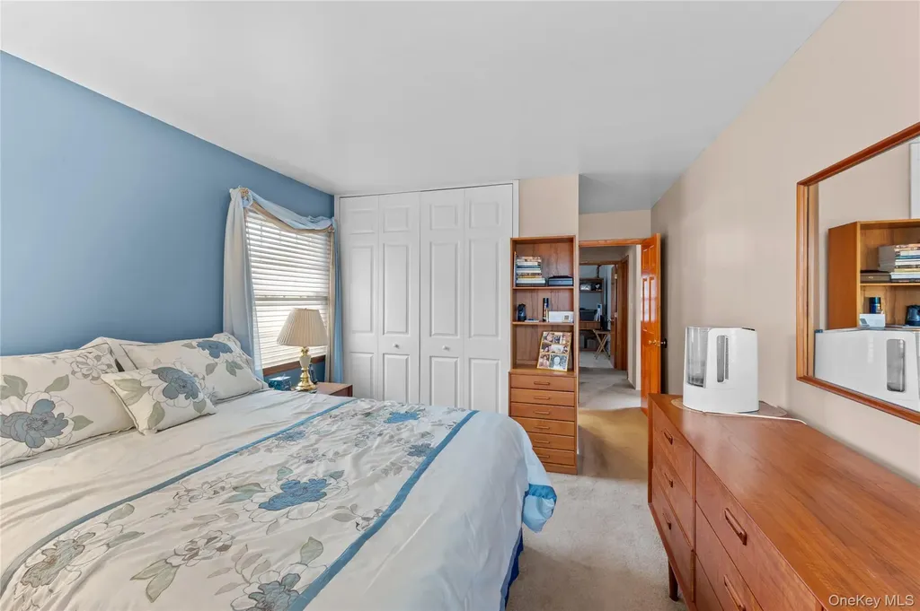 12 Westmoylan Lane Coram NY 11727
