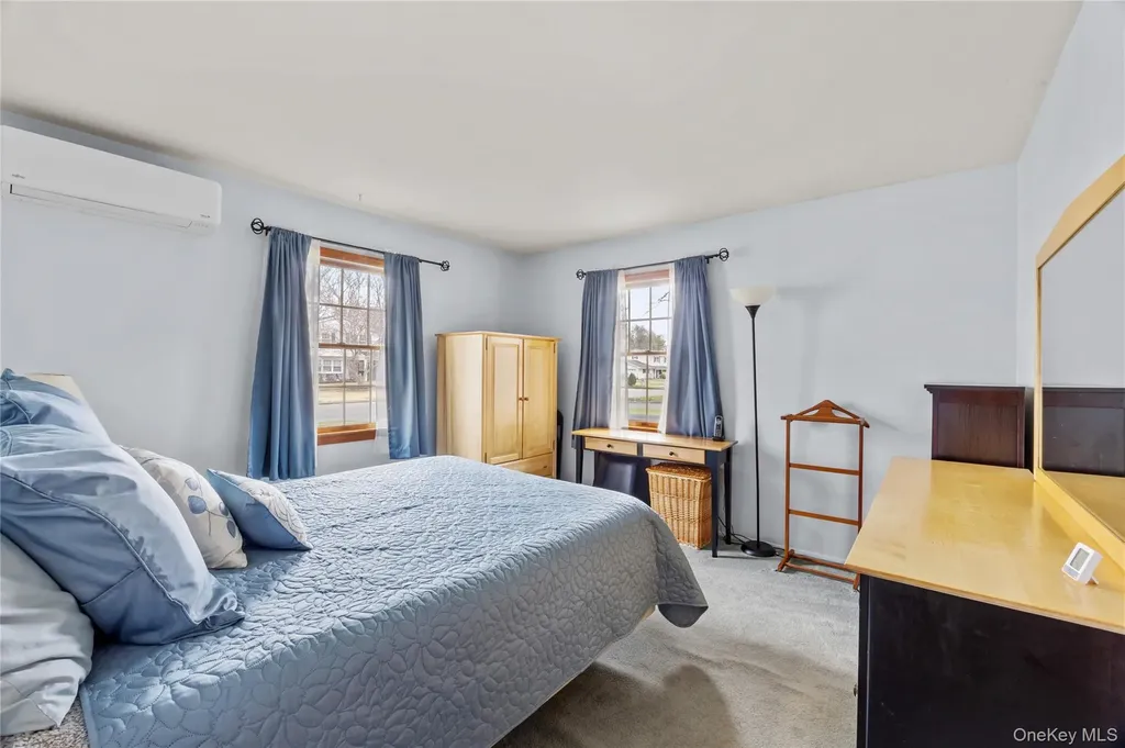 12 Westmoylan Lane Coram NY 11727