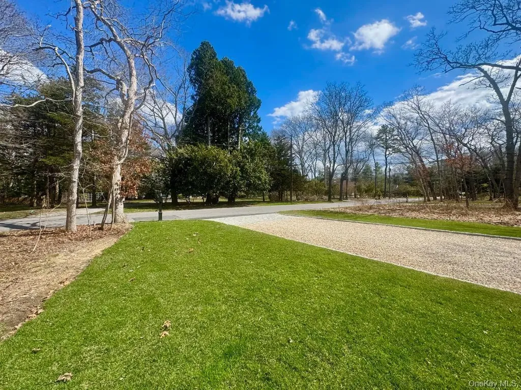 69 Jagger Lane Westhampton NY 11977