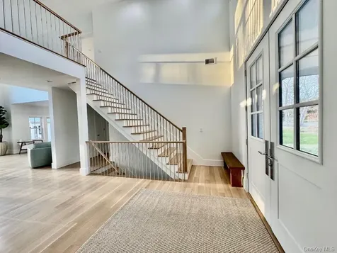 69 Jagger Lane Westhampton NY 11977