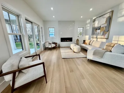 69 Jagger Lane Westhampton NY 11977