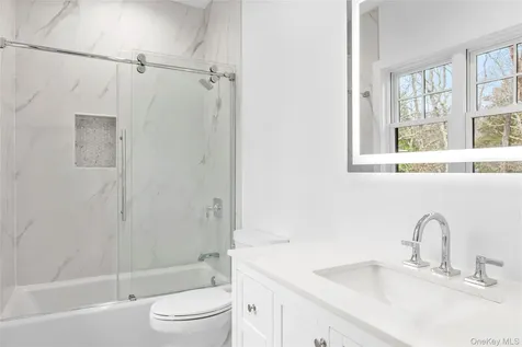 69 Jagger Lane Westhampton NY 11977