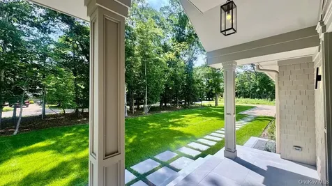 69 Jagger Lane Westhampton NY 11977