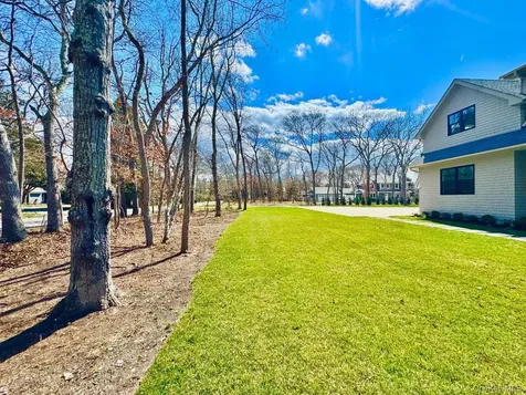 69 Jagger Lane Westhampton NY 11977
