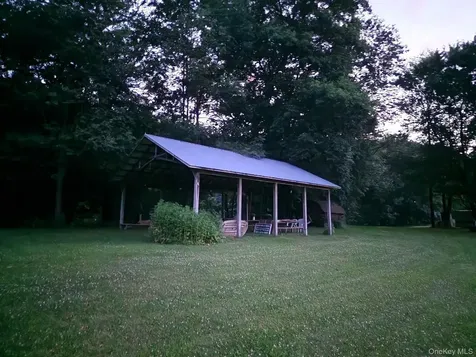 222 Stockport Road Hancock NY 13783
