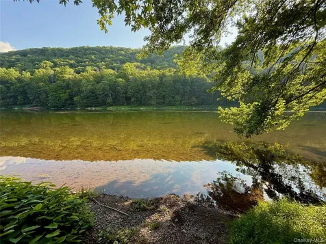 222 Stockport Road Hancock NY 13783