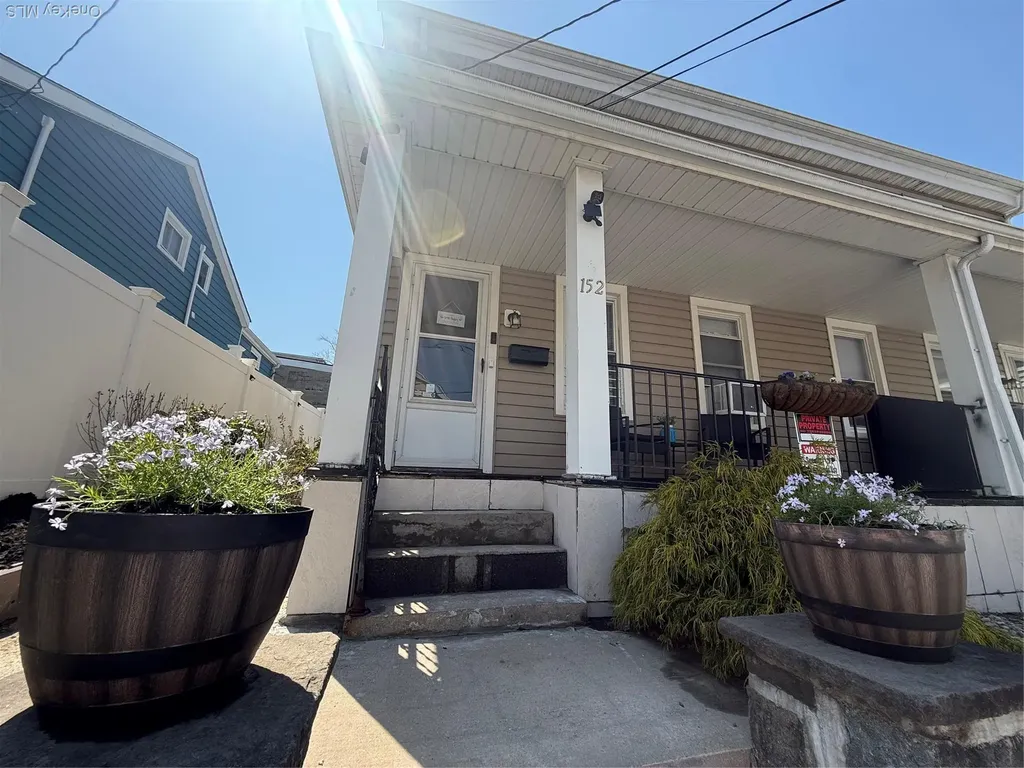 152 Oliver Avenue Yonkers NY 10701