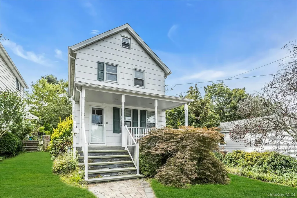 46 Irving Place Oyster Bay NY 11771