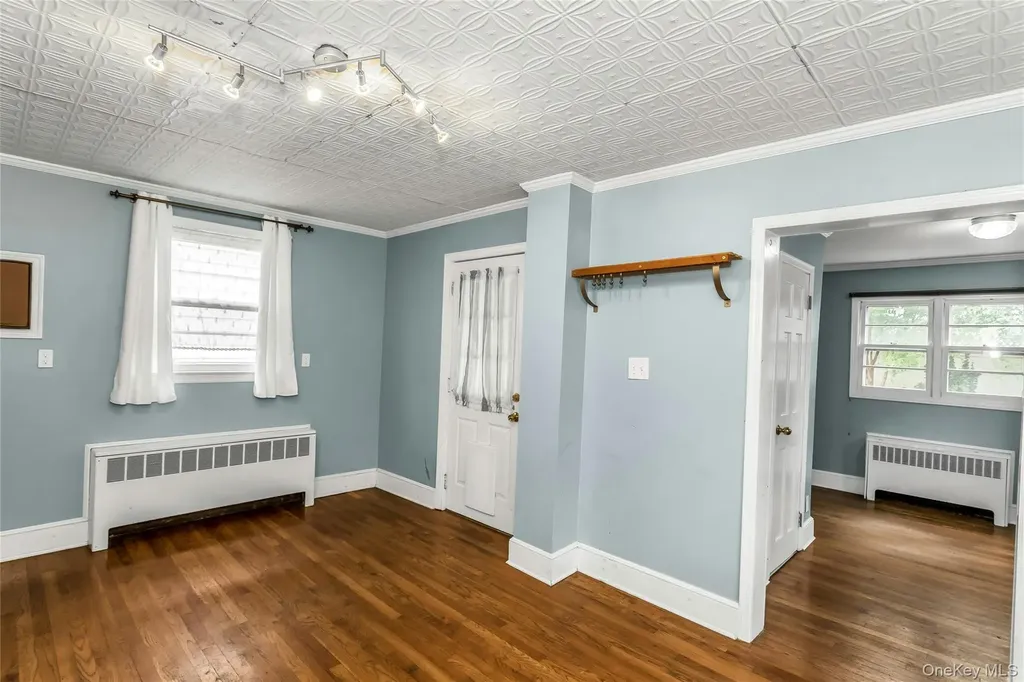 46 Irving Place Oyster Bay NY 11771