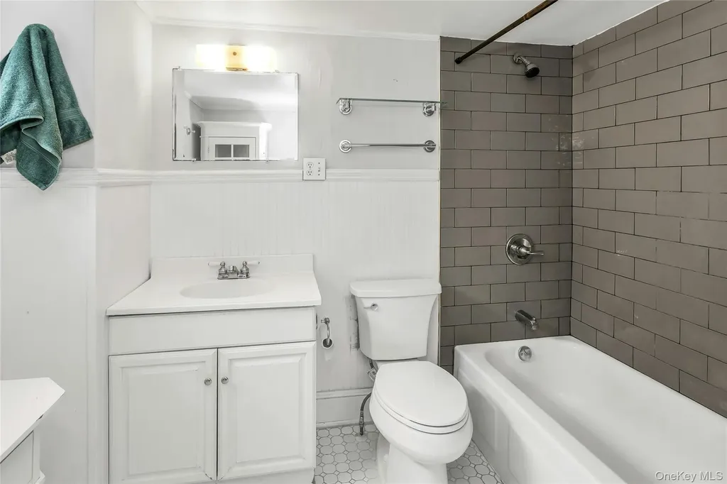 46 Irving Place Oyster Bay NY 11771