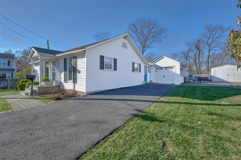 22 Ridgeland Terrace Rye NY 10580