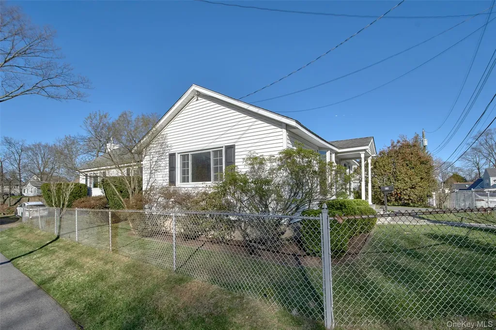 22 Ridgeland Terrace Rye NY 10580