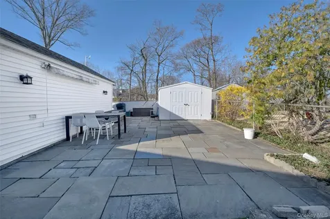 22 Ridgeland Terrace Rye NY 10580