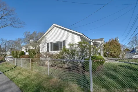 22 Ridgeland Terrace Rye NY 10580