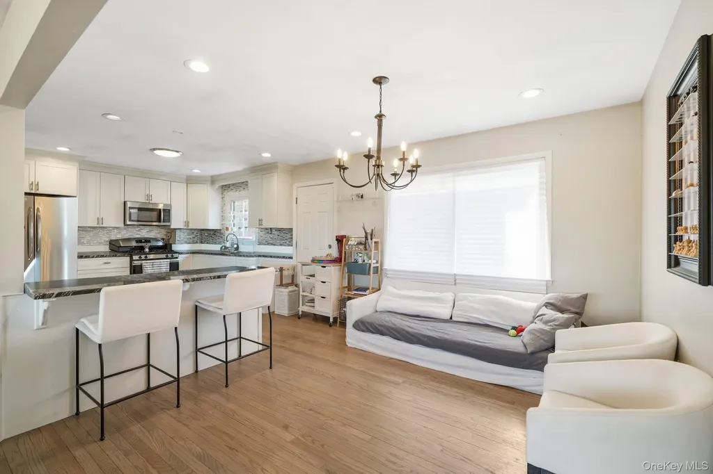 14 Dickinson Avenue Nyack NY 10960