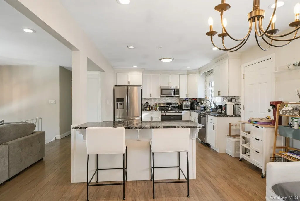 14 Dickinson Avenue Nyack NY 10960