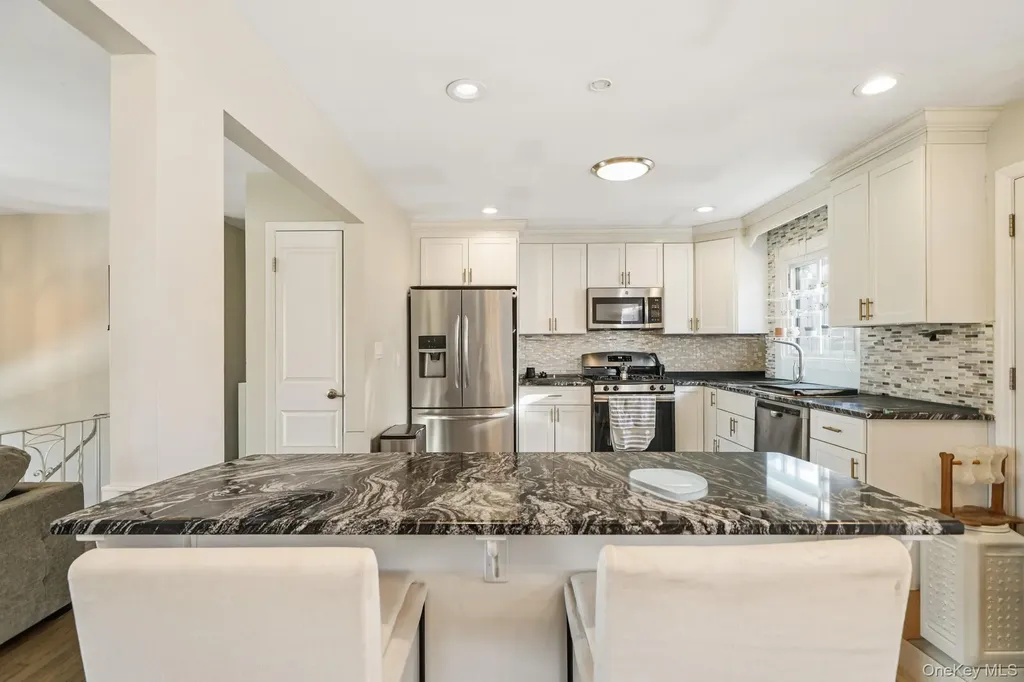 14 Dickinson Avenue Nyack NY 10960