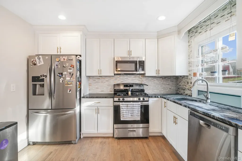 14 Dickinson Avenue Nyack NY 10960