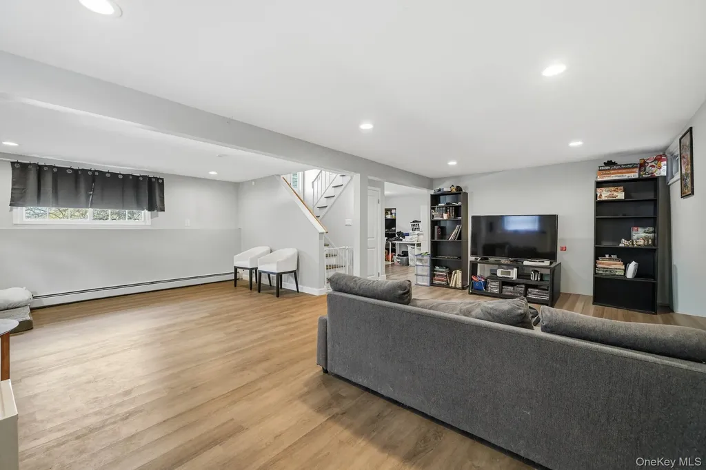 14 Dickinson Avenue Nyack NY 10960
