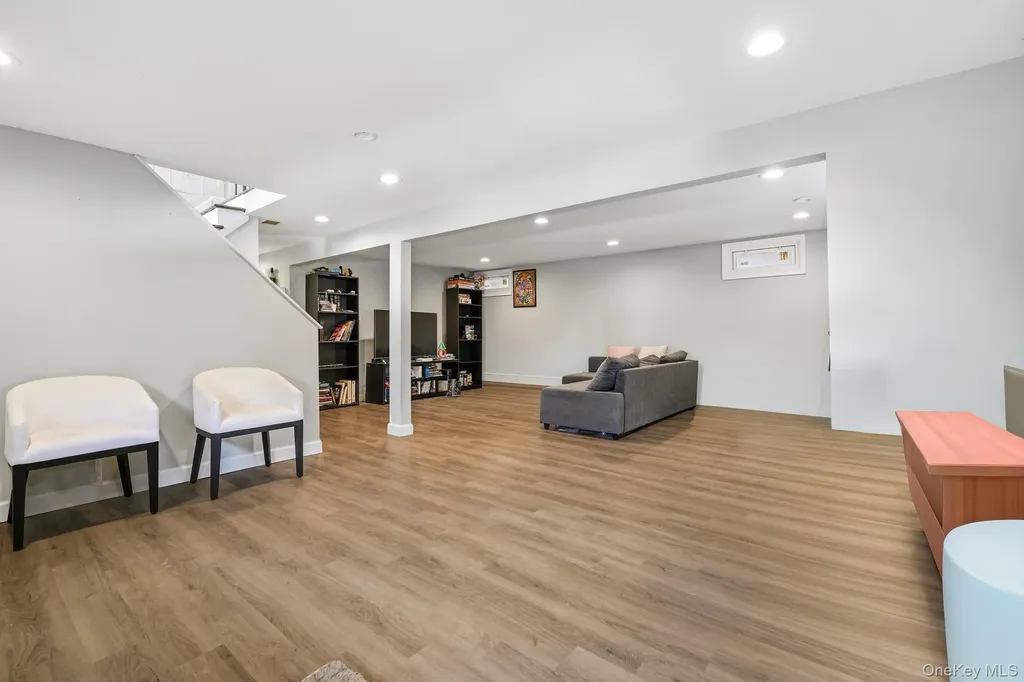 14 Dickinson Avenue Nyack NY 10960