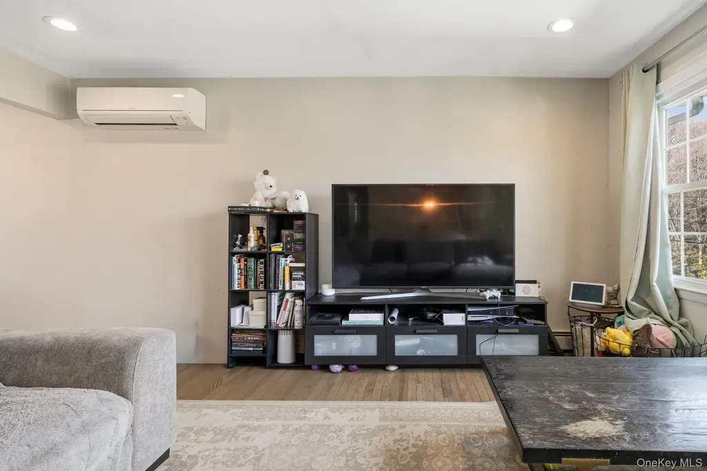 14 Dickinson Avenue Nyack NY 10960