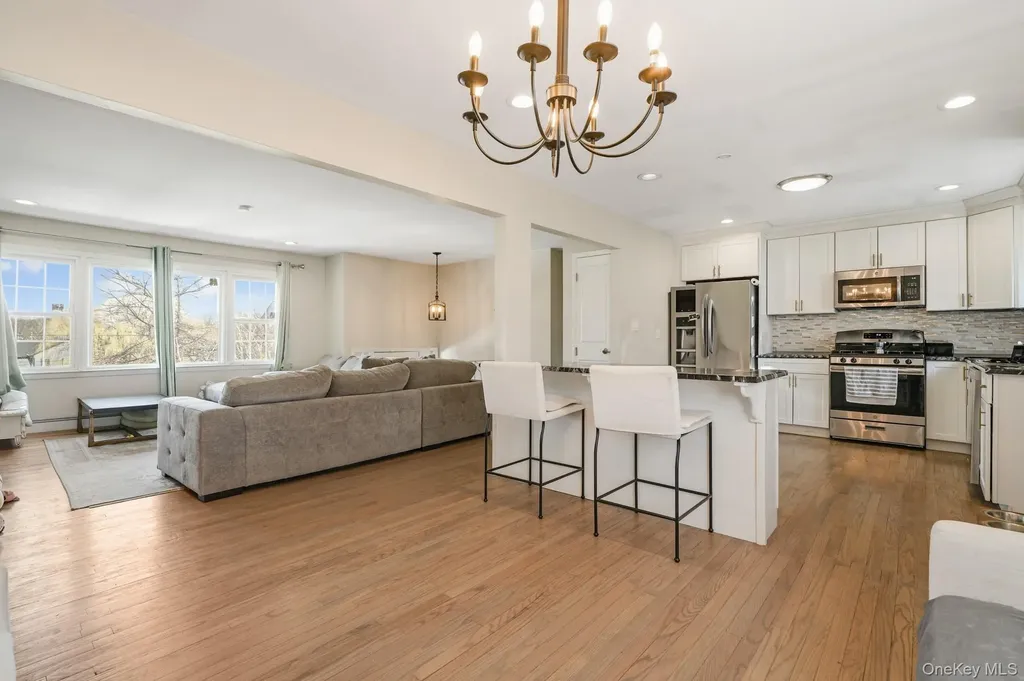 14 Dickinson Avenue Nyack NY 10960