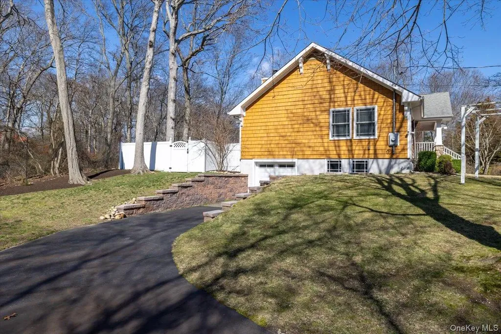 14 Cedar Street Wading River NY 11792