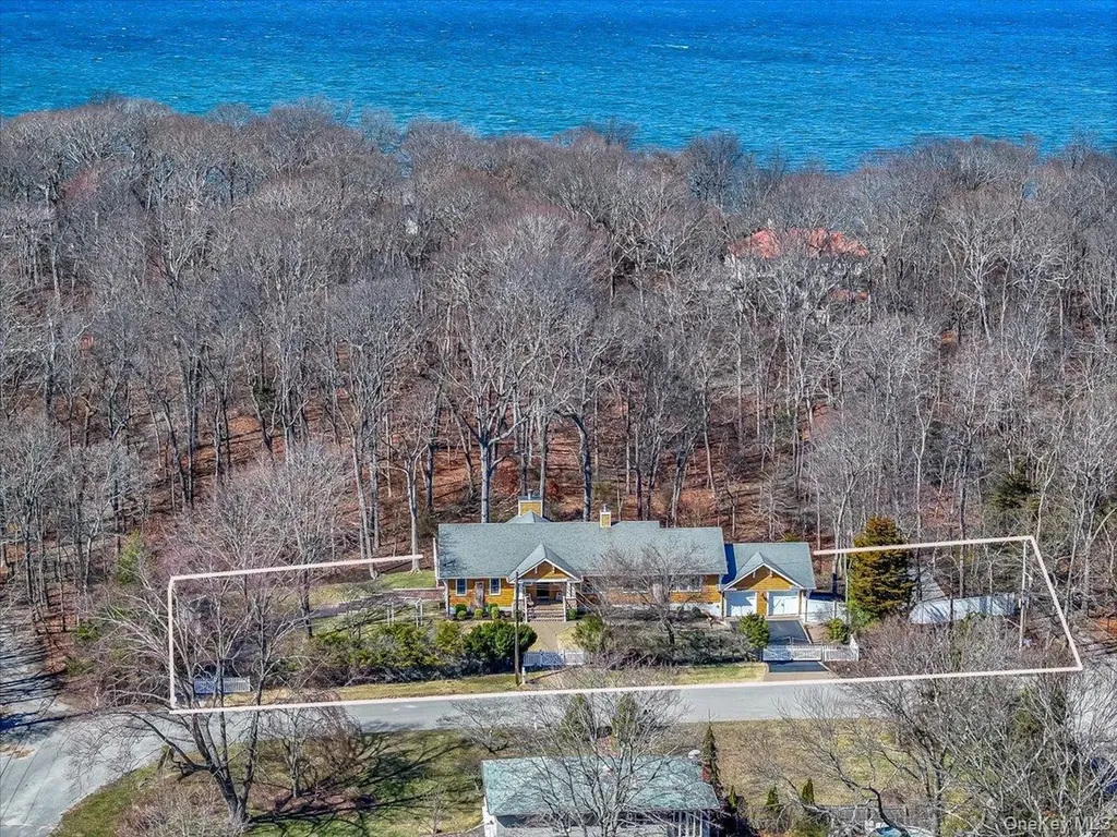 14 Cedar Street Wading River NY 11792