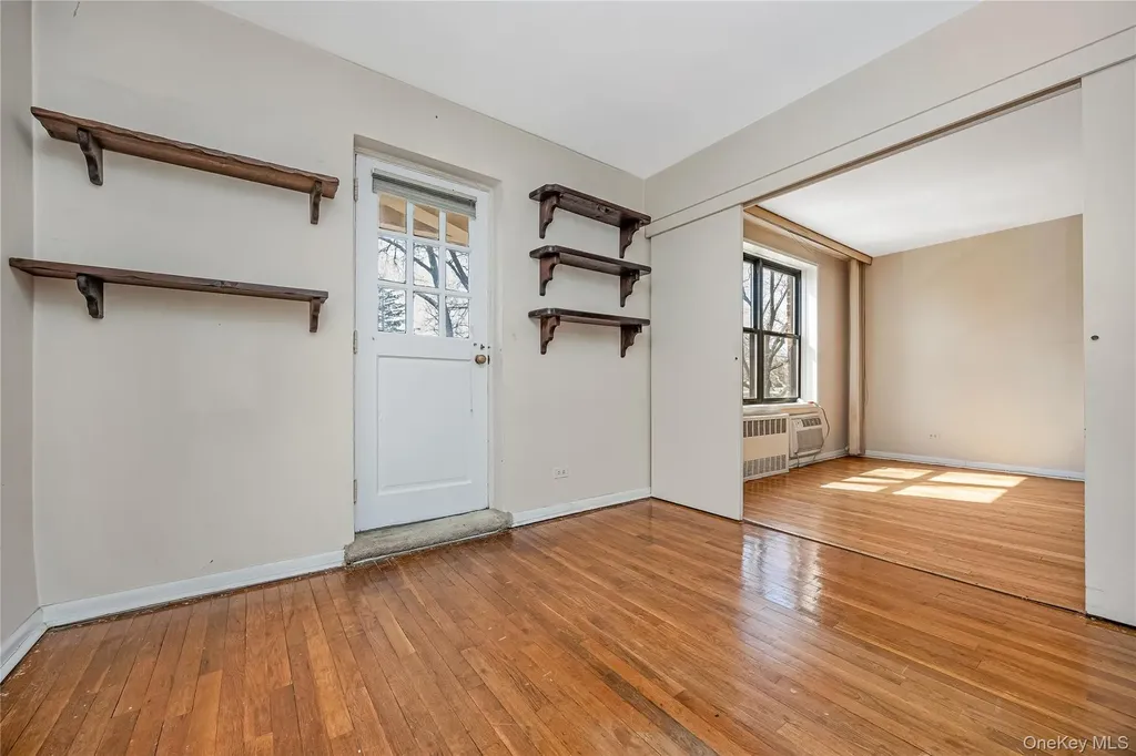 8035 Springfield Boulevard Bellerose Manor NY 11427