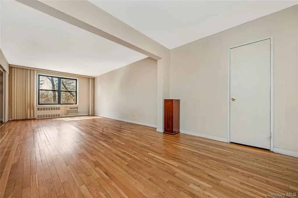 8035 Springfield Boulevard Bellerose Manor NY 11427