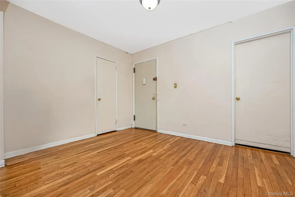 8035 Springfield Boulevard Bellerose Manor NY 11427