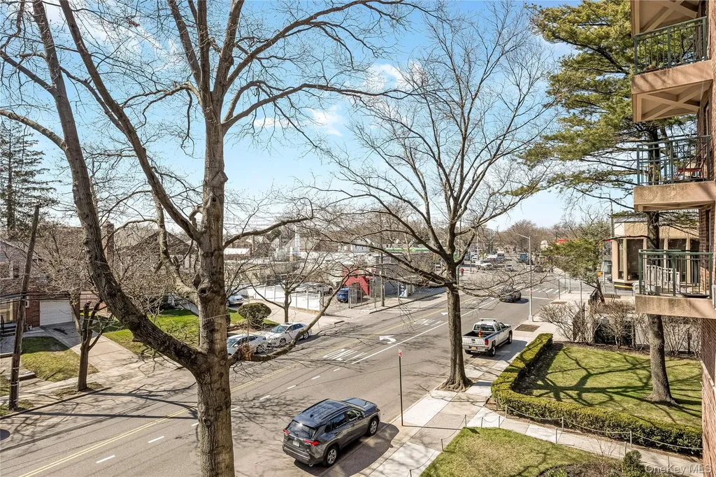 8035 Springfield Boulevard Bellerose Manor NY 11427