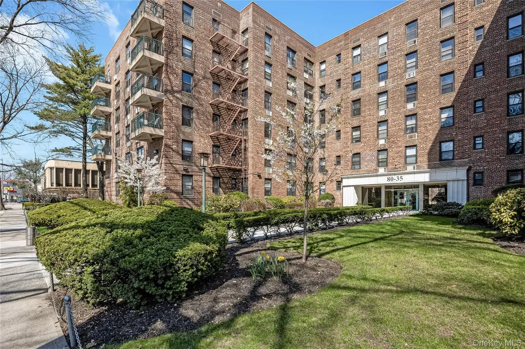 8035 Springfield Boulevard Bellerose Manor NY 11427