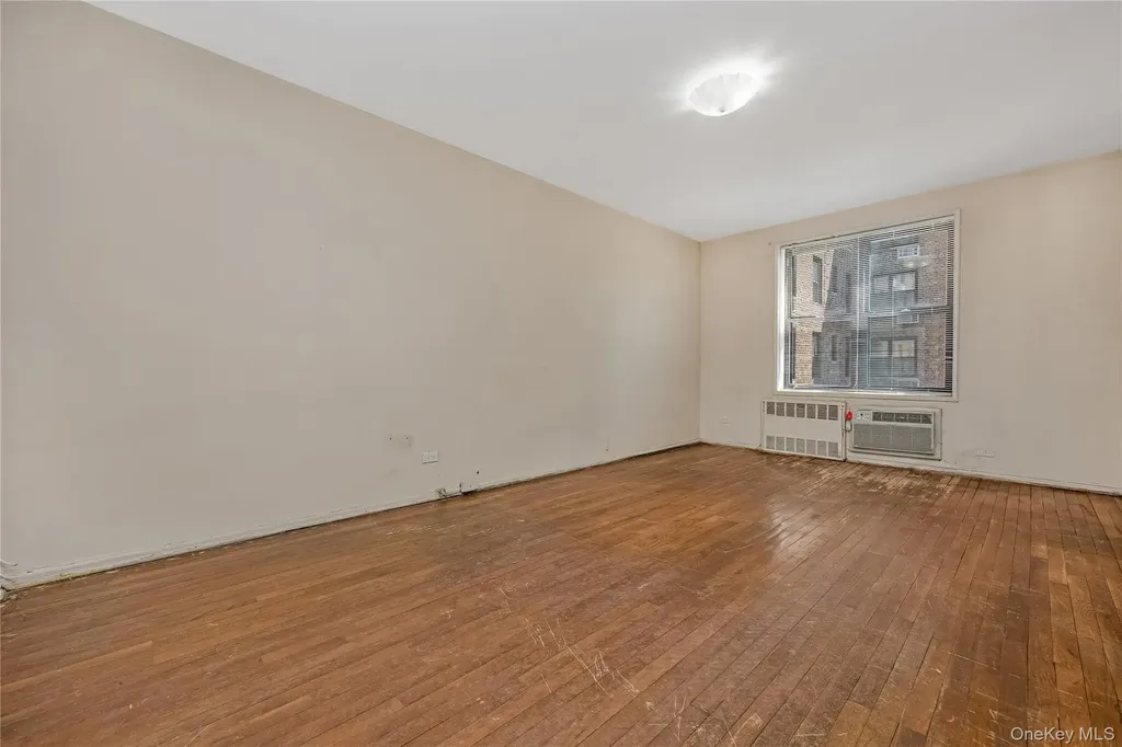 8035 Springfield Boulevard Bellerose Manor NY 11427
