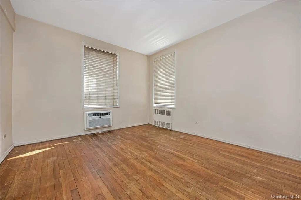 8035 Springfield Boulevard Bellerose Manor NY 11427