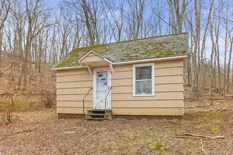 65 Hortontown Road Carmel NY 10512