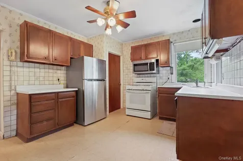 65 Hortontown Road Carmel NY 10512