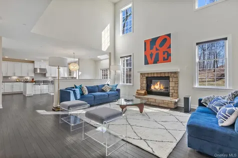 11 Fraydun Lane Scarsdale NY 10583