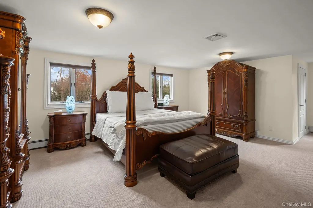 431 Woodbury Road Cold Spring Harbor NY 11724