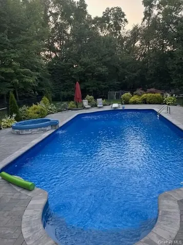 431 Woodbury Road Cold Spring Harbor NY 11724