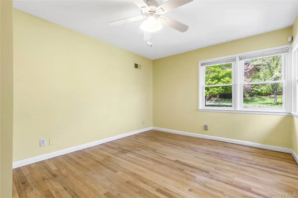 30 Claudet Way Eastchester NY 10709