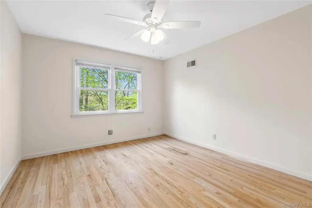 30 Claudet Way Eastchester NY 10709