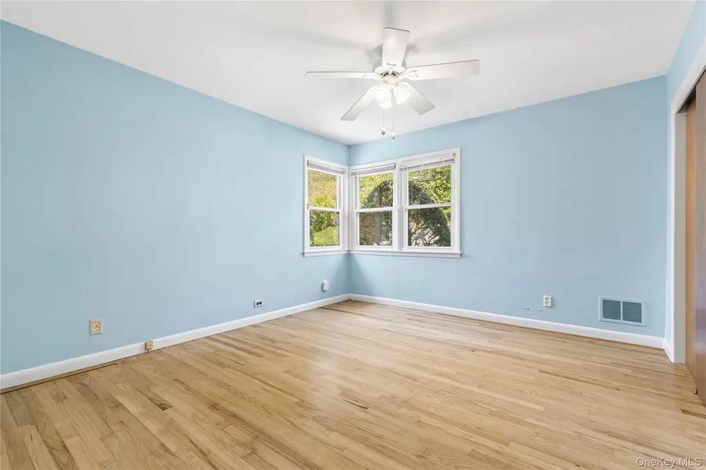 30 Claudet Way Eastchester NY 10709